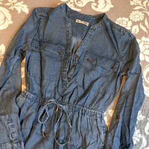 De Collection- Soft Denim Tie Dress